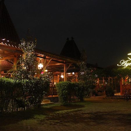 Joglo Ayem Tentrem Prambanan Luaran gambar