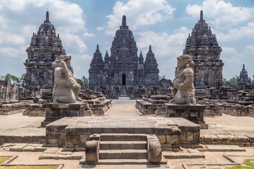 Joglo Ayem Tentrem Prambanan Luaran gambar