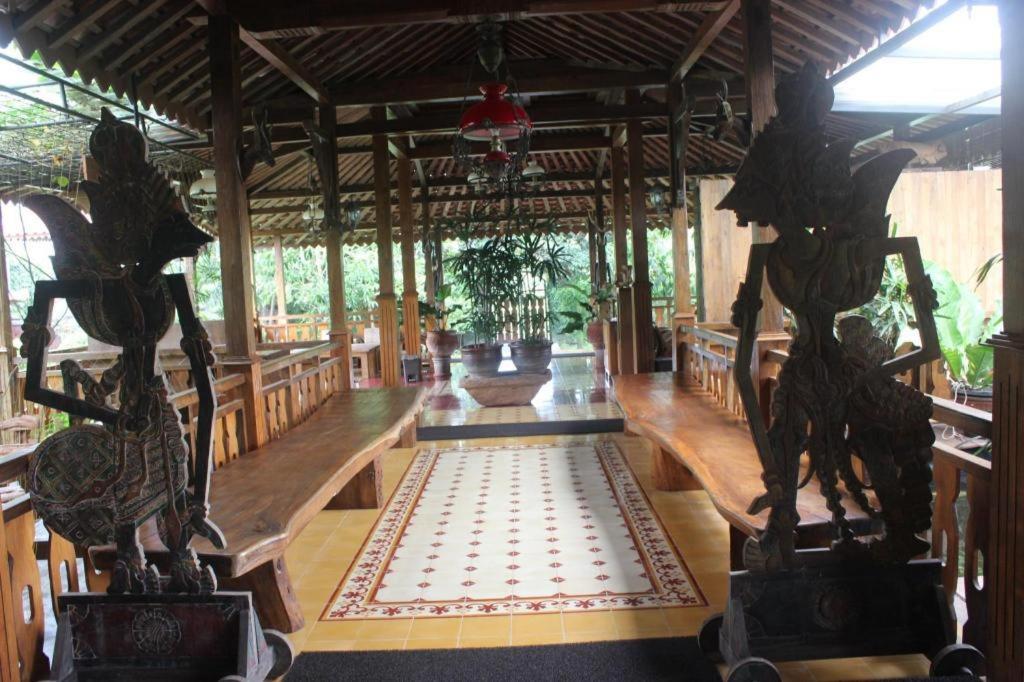 Joglo Ayem Tentrem Prambanan Luaran gambar