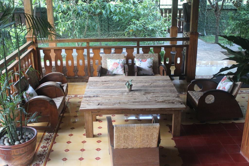 Joglo Ayem Tentrem Prambanan Luaran gambar