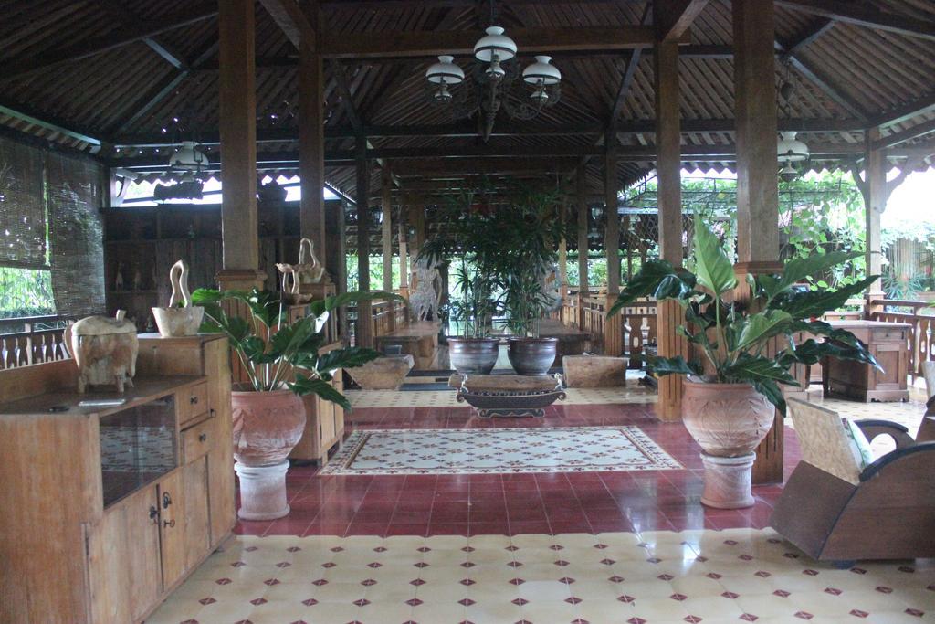 Joglo Ayem Tentrem Prambanan Luaran gambar
